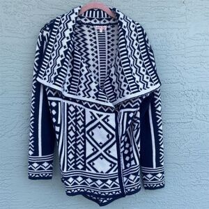 Woven Heart Women's Blue Geometric Cardigan Sweater Size M
